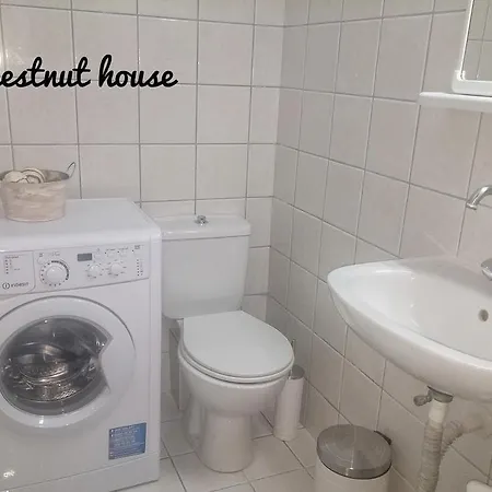 アパート Chestnut House *