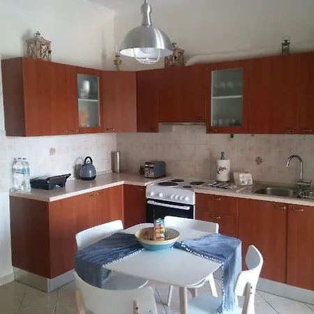 Apartment Chestnut House