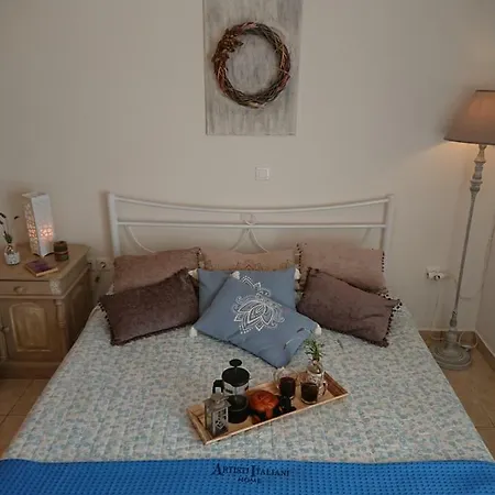 Chestnut House Apartment